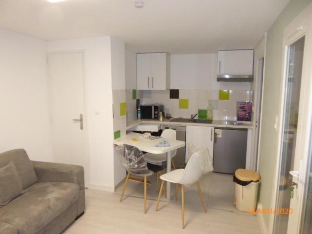 Studio Hotel Saint-Raphael  Luaran gambar
